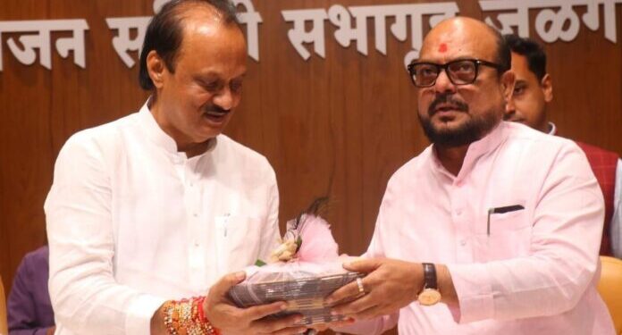 जळगाव जिल्ह्यातील २९ गावांमध्ये शहीद स्मारक उभारण्यास शासनाची तात्काळ मंजुरी
