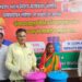 लोहारा ग्रामपंचायतीच्या ‘स्वच्छ भारत मिशन’ उपक्रमाला ग्रामस्थांचा उत्स्फूर्त प्रतिसाद; पहिल्याच दिवशी ४०० कुटुंबांना कचराकुंडी वाटप!