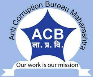 वनपाल वैशाली गायकवाड व खासगी इसमासह तिघांविरुद्ध ‘एसीबी’ची कारवाई