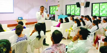 इंडिया पोस्ट ऑफिस स्कीम्स अँड बेनिफिट्सवर चर्चा