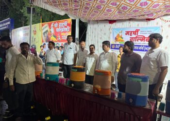 महर्षी वाल्मिकी जयंती निमित्त रोटरी क्लब ऑफ जळगाव नॉर्थने भागविली हजारो भाविकांची तृष्णा