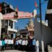 वडिलांच्या स्मृतीप्रीत्यर्थ गावदरवाजा कमानवर मुलाने केले हनुमान मूर्तीची स्थापना..
