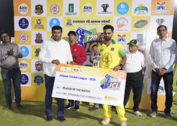 जळगाव कोगटा किंग गुणतालिकेत अव्वल…सलग दुसऱ्या सामन्यात ओम भोसलेचे शतक…