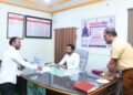 जनसमाधान बैठकीतील अर्जदारांच्या विविध विषयांच्या समस्या तात्काळ सोडवा – जिल्हाधिकारी रोहन घुगे